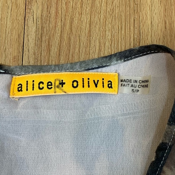 Alice + Olivia 100% Silk Animal Print Ruffle Mini Dress - Picture 6 of 12